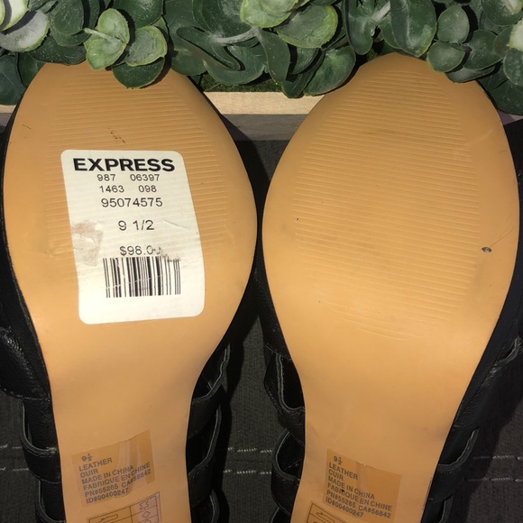 Lace Up Stiletto - NEW! - Picture 6 of 7